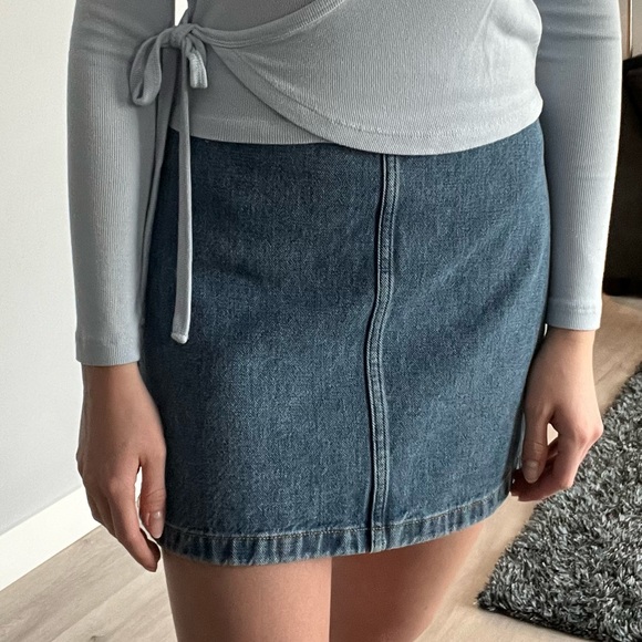 Wilfred Free Mini Jean Skirt - Picture 3 of 6